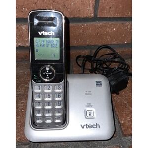 Vtech CS6419-2 Cordless Phone System DECT 6.0 Digital Silver Black Handset Base